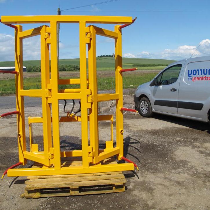 Square Bale Stacker - version for stacking 2 Heston or 4 round bales at a time.